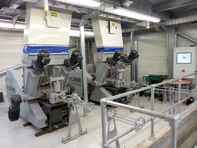 Mechanische_Brikettpresse10