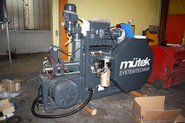 Mechanische_Brikettpresse31